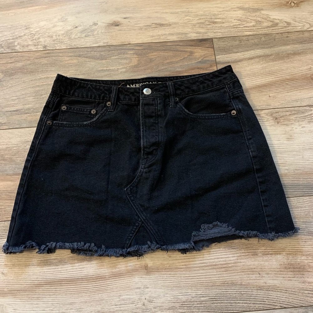 American Eagle black denim skirt size 8